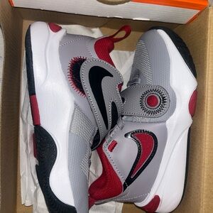 Nike Kids' Gray and Red Sneakers